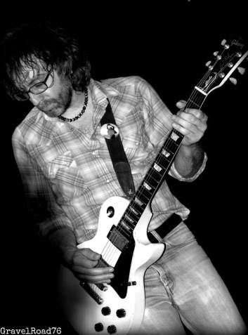 971332_495770873823258_1247404274_n