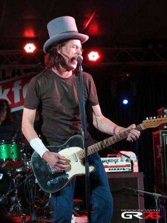 22540137_1521805141219821_8776279866849650485_n