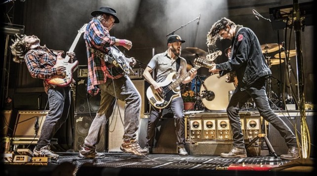 fcasals34275126-icult-nuevas-fotos-gira-neil-young160619171831-1466349723568.jpg
