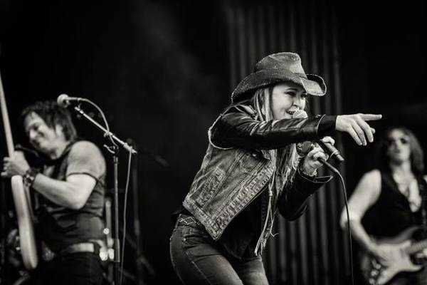 38612186_2196320930439467_5734934444389695488_n