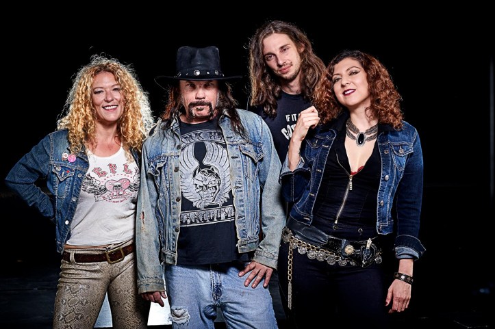 nashville2bpussy_press2bphoto2b2_colour_2528c25292bevan2bbartleson